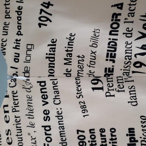 UNIQUE Canadian Designer Sleeveless Top - Picture 3 of 7